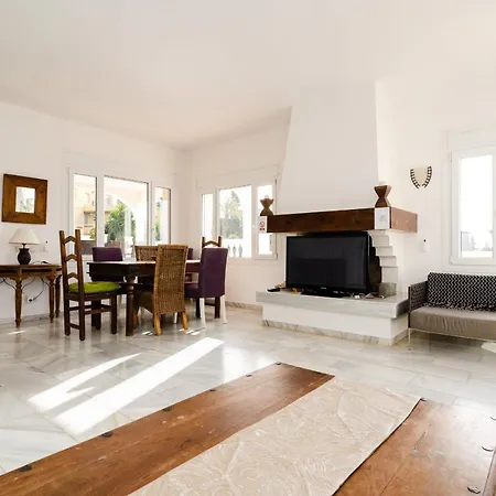 Sol Y Mar فيلة *